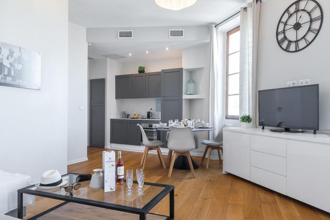 Ferienwohnung Gorgeous 1 Bdr With Gardens View In The Old Town Nizza Exterior foto